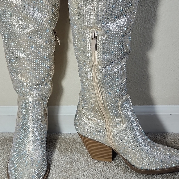 SHEIN Shimmering Silver Over-the-Knee Boots - Picture 3 of 11